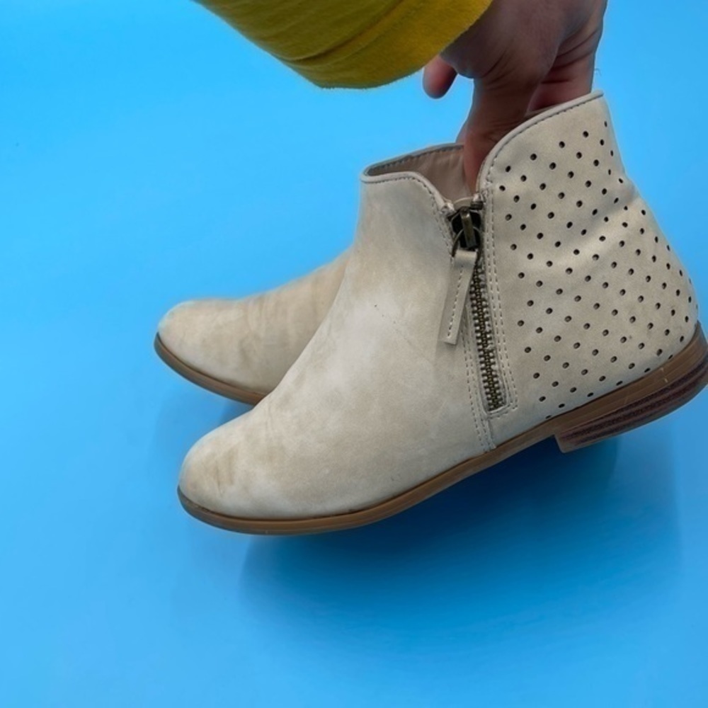 CAT & JACK Short Boot - Picture 2 of 5